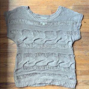 Taupe short sleeve sweater